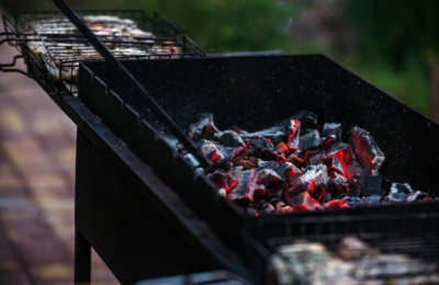 The Ideal Amount of Charcoal for Perfectly Grilled Burgers